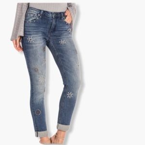 MISS ME-  studded cuffed ankle skinny jeans.